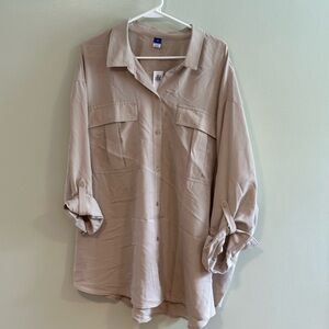 Old Navy Women's Beige Blouse with Rolled Sleeves